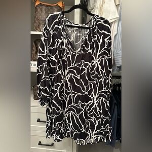 Black and White Women's dress